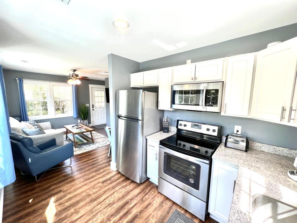Villa Stylish Cozy Tree House Pet Friendly!!! Wilmington Exterior foto